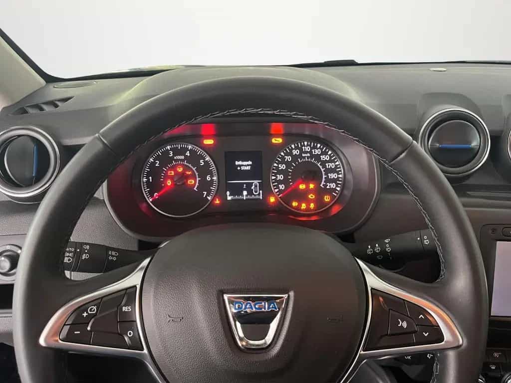 Dacia Duster 1.3 TCe Celebration 2WD /SHZ/KLIMA-A/ 10/2020-photo-6