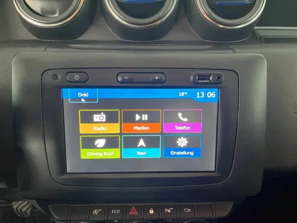 Dacia Duster 1.3 TCe Celebration 2WD /SHZ/KLIMA-A/ 10/2020-photo-7