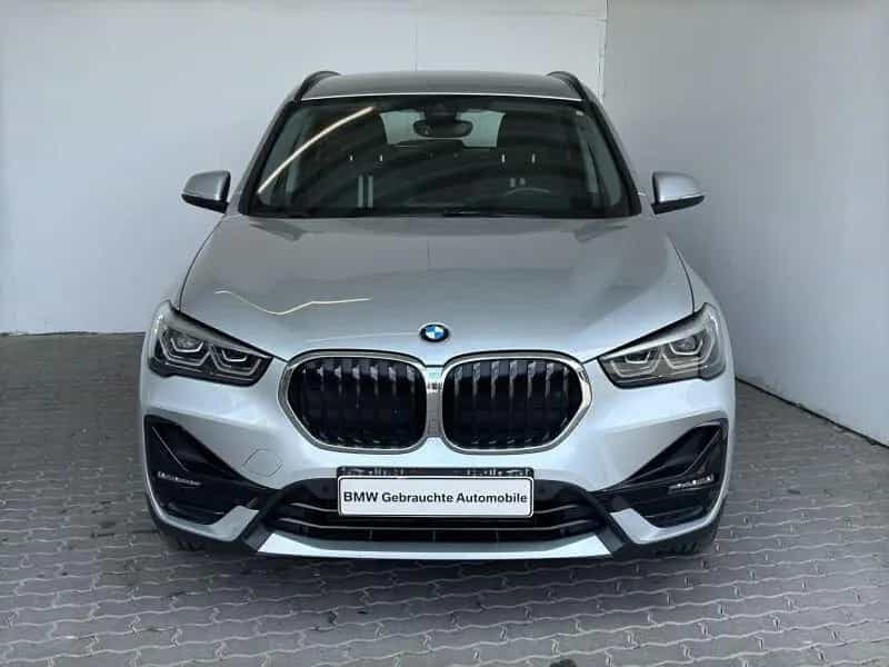 BMW X1 xDrive18d Sport Line Navi.LED.AHK.KomfZg.PDC 01/2020-photo-1