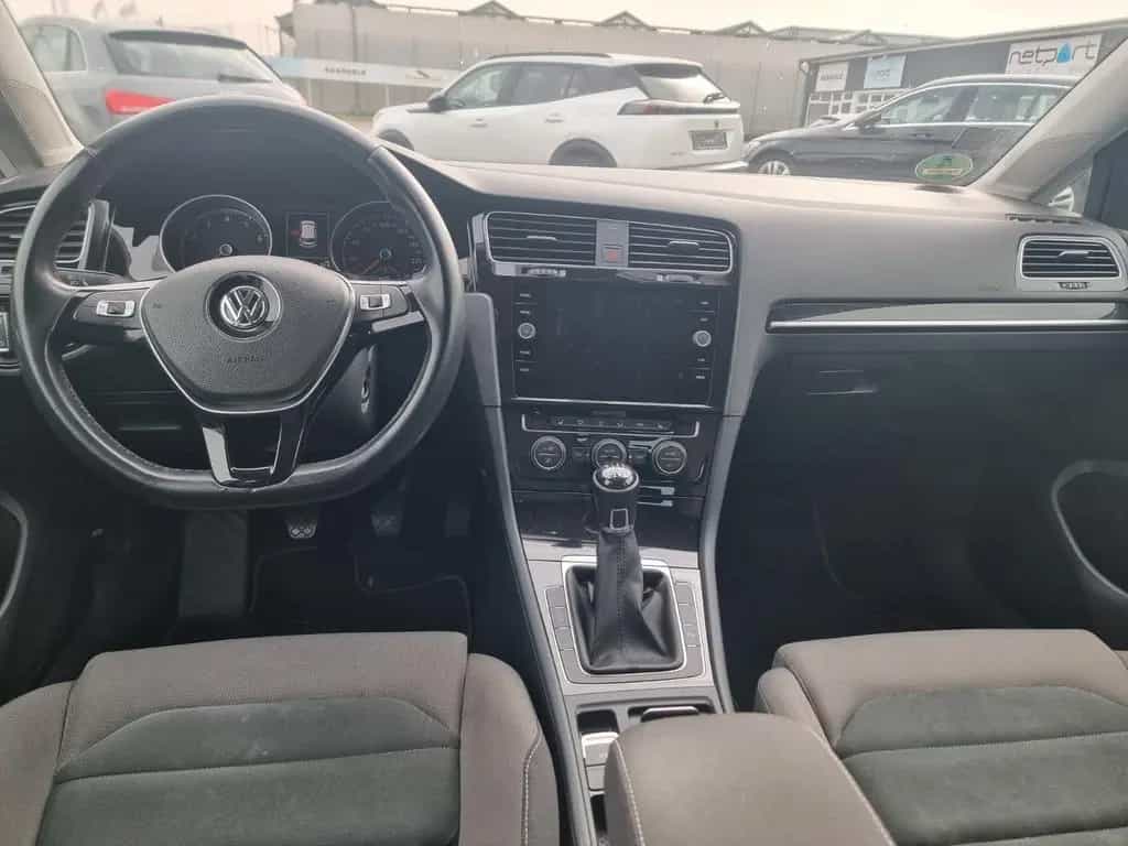 Volkswagen Golf VII 1.5 Highline R-Line Front Assist NAVI 07/2019-photo-10