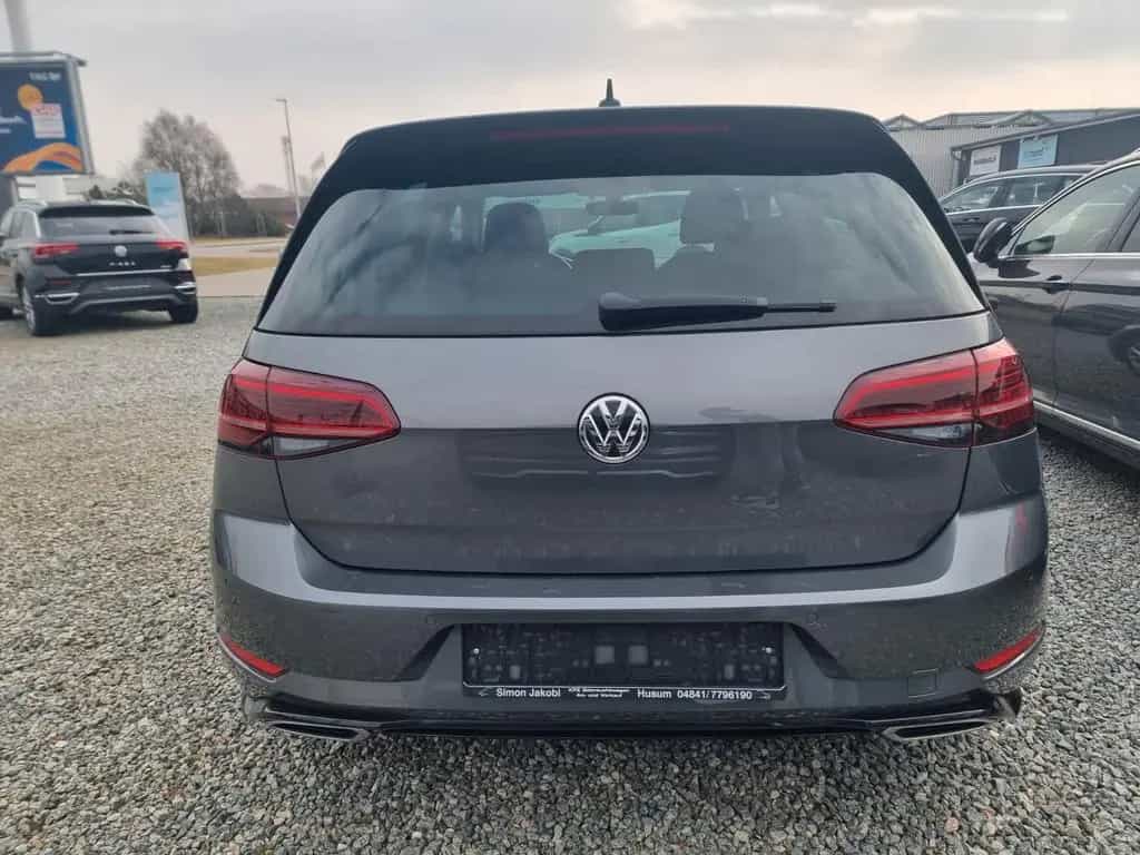 Volkswagen Golf VII 1.5 Highline R-Line Front Assist NAVI 07/2019-photo-4