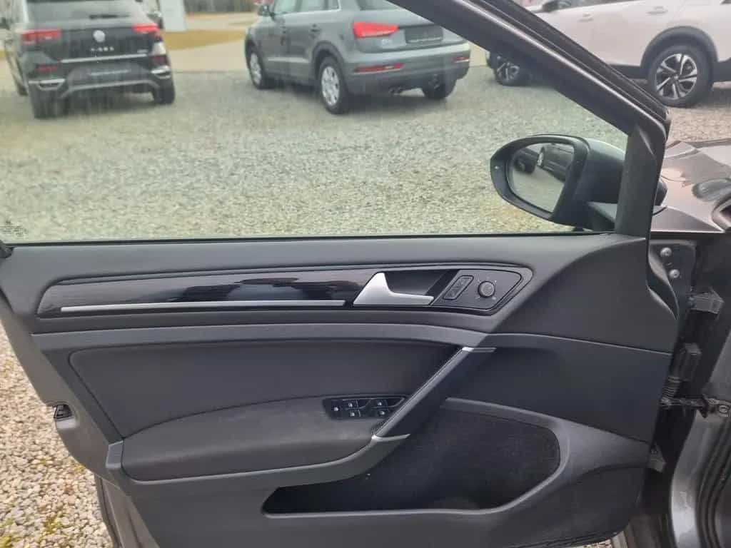 Volkswagen Golf VII 1.5 Highline R-Line Front Assist NAVI 07/2019-photo-6