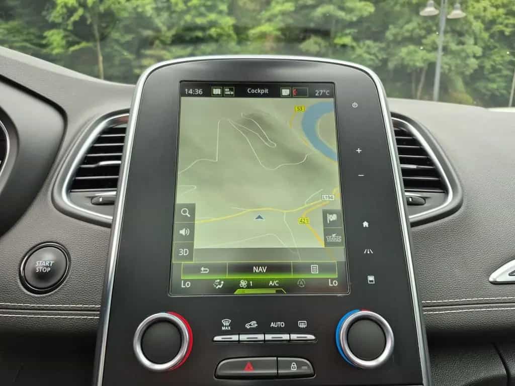 Renault Grand Scenic Pano 7 Sitzer 06/2018-photo-11