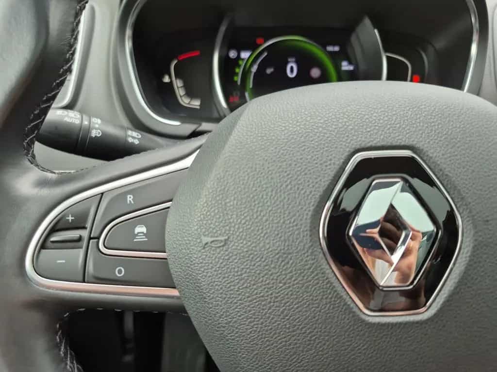 Renault Grand Scenic Pano 7 Sitzer 06/2018-photo-19