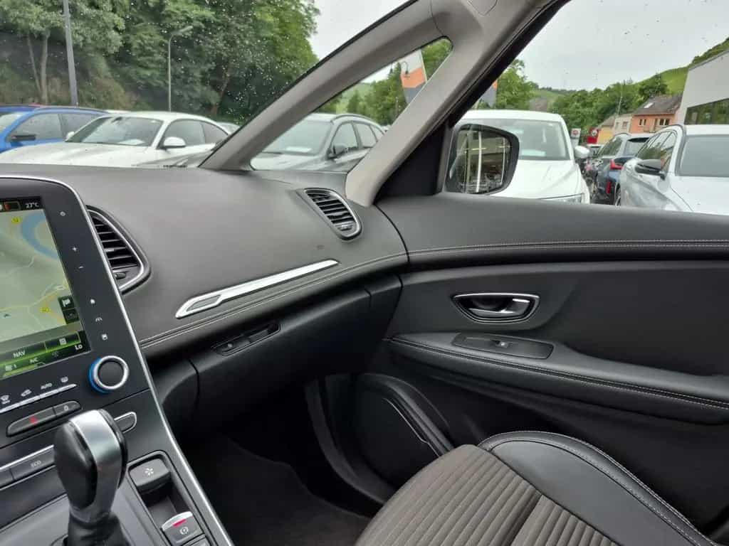 Renault Grand Scenic Pano 7 Sitzer 06/2018-photo-22