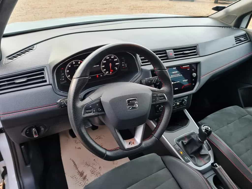 Seat Arona FR/1.Hand/SCHECKHEFTGEPFLEGT 10/2019-photo-17
