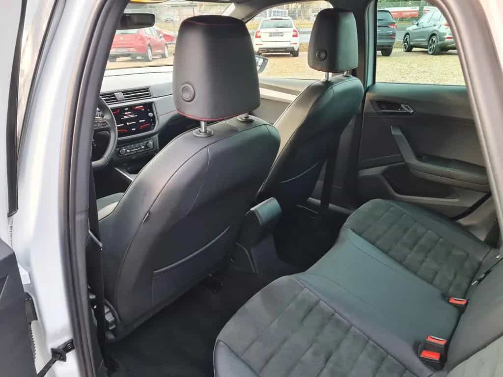 Seat Arona FR/1.Hand/SCHECKHEFTGEPFLEGT 10/2019-photo-23