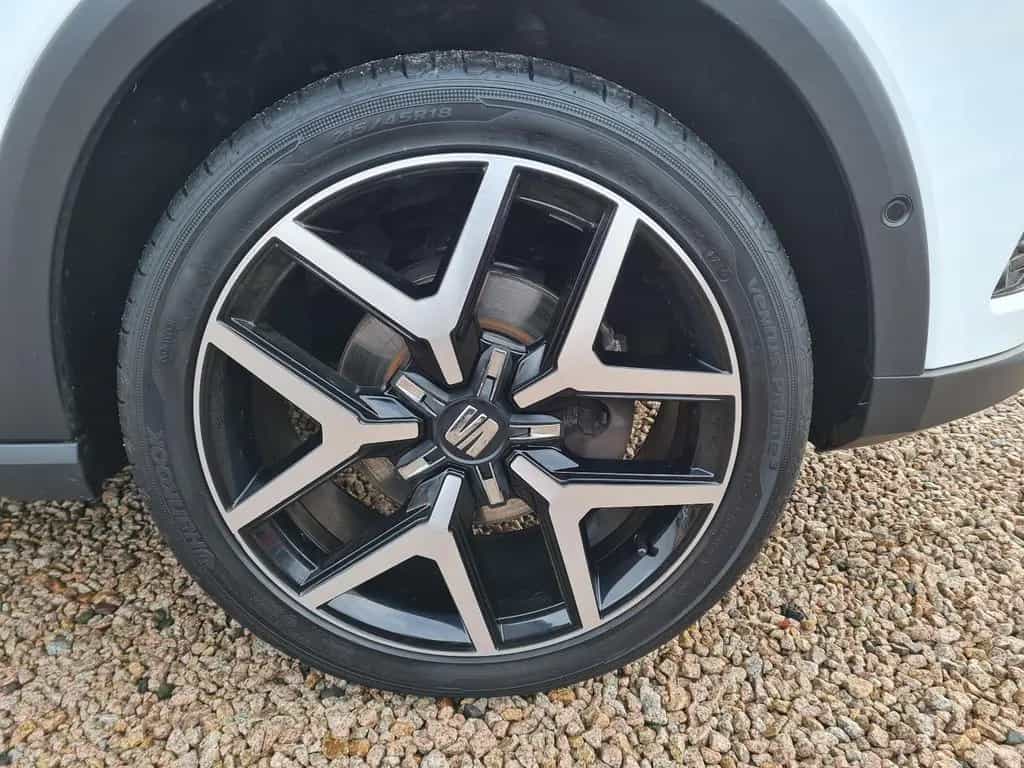 Seat Arona FR/1.Hand/SCHECKHEFTGEPFLEGT 10/2019-photo-27