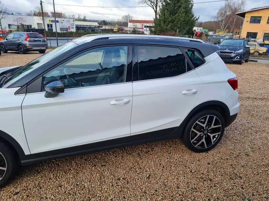 Seat Arona FR/1.Hand/SCHECKHEFTGEPFLEGT 10/2019-photo-8