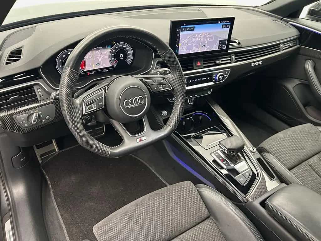 Audi A4 Avant 45 TFSI qu S line edition one S tro*Mat 04/2020-photo-4