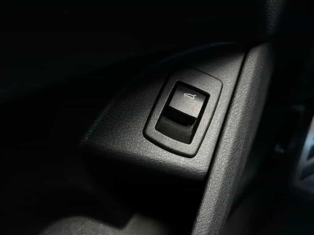 BMW X1 sDrive18i M Sport Harman-Kardon Navi LED HuD 06/2019-photo-24