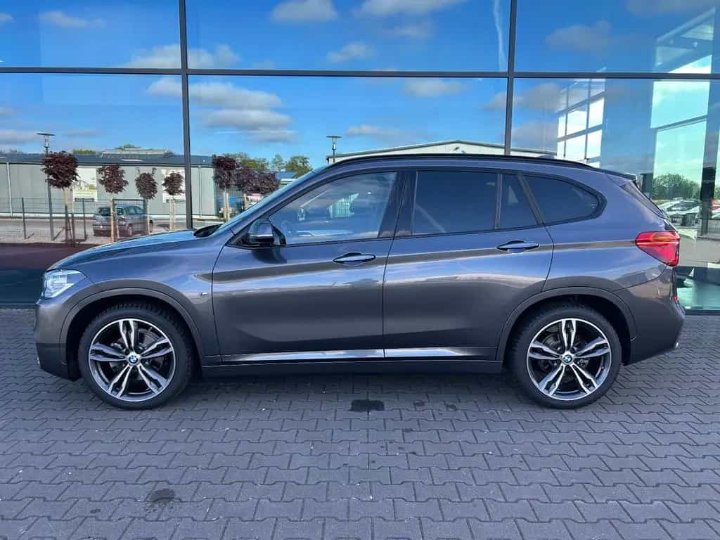 BMW X1 sDrive18i M Sport Harman-Kardon Navi LED HuD 06/2019-photo-4