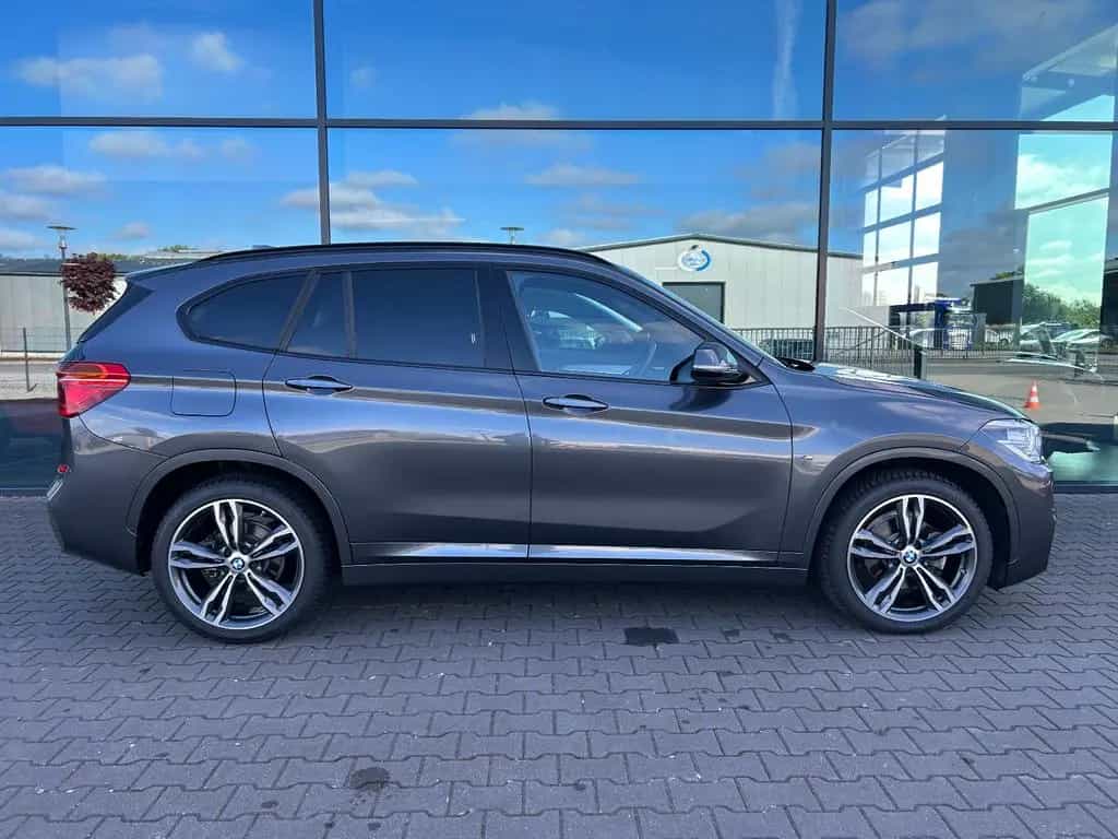 BMW X1 sDrive18i M Sport Harman-Kardon Navi LED HuD 06/2019-photo-5
