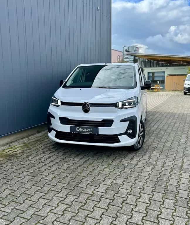 Citroën SpaceTourer 2.0HDI Plus XL 180 EAT8*ACC*LED*AHK* 10/2025-photo-0