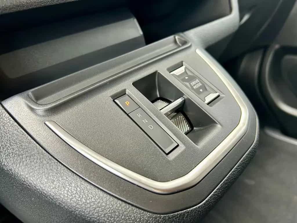 Citroën SpaceTourer 2.0HDI Plus XL 180 EAT8*ACC*LED*AHK* 10/2025-photo-20