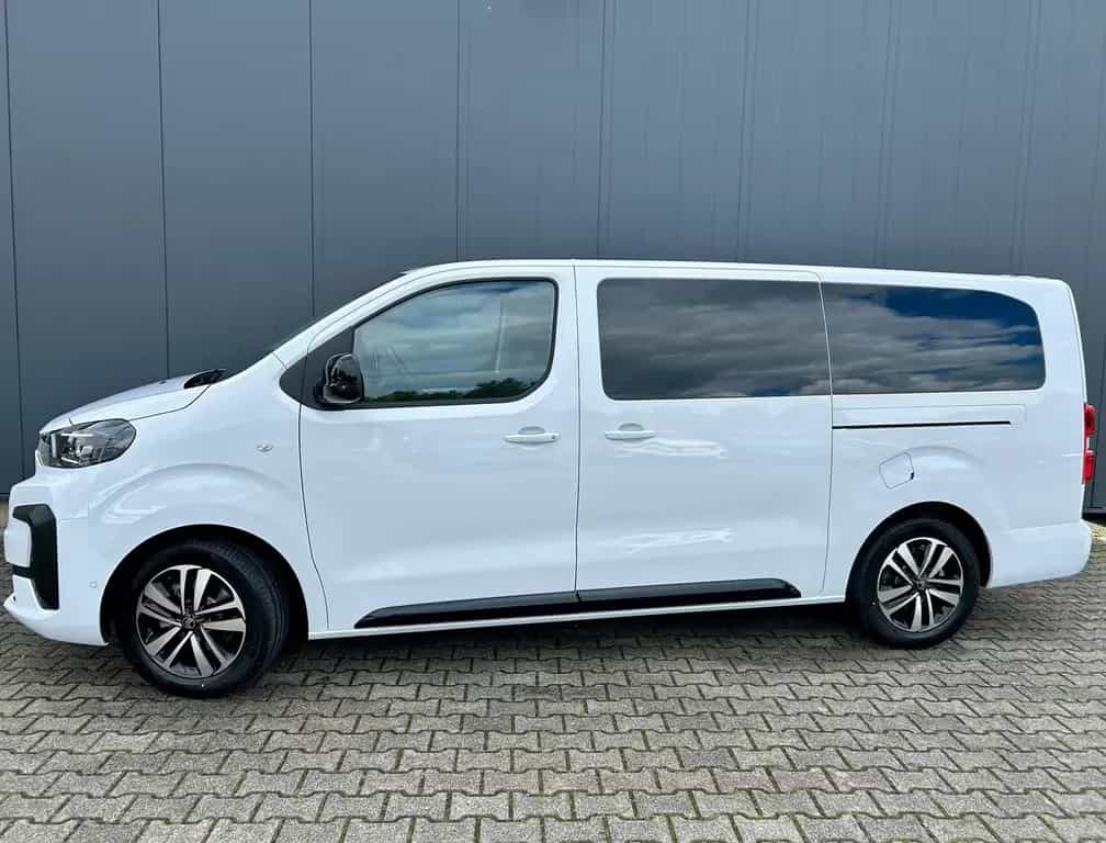 Citroën SpaceTourer 2.0HDI Plus XL 180 EAT8*ACC*LED*AHK* 10/2025-photo-3