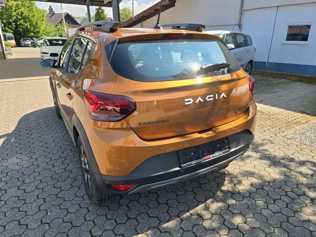 Dacia Sandero III Stepway Expression+ 03/2023-photo-3