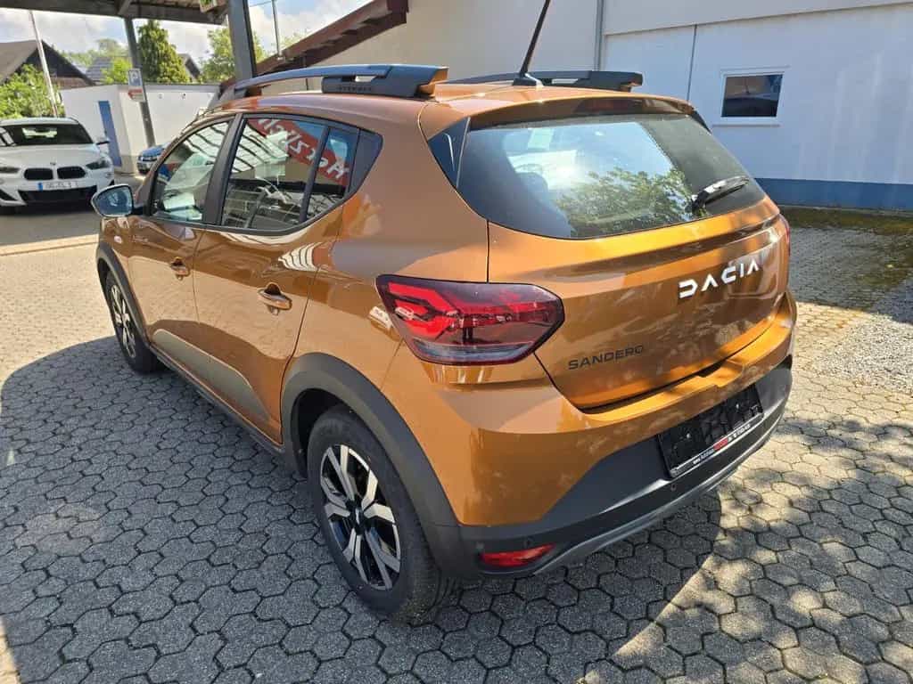 Dacia Sandero III Stepway Expression+ 03/2023-photo-5