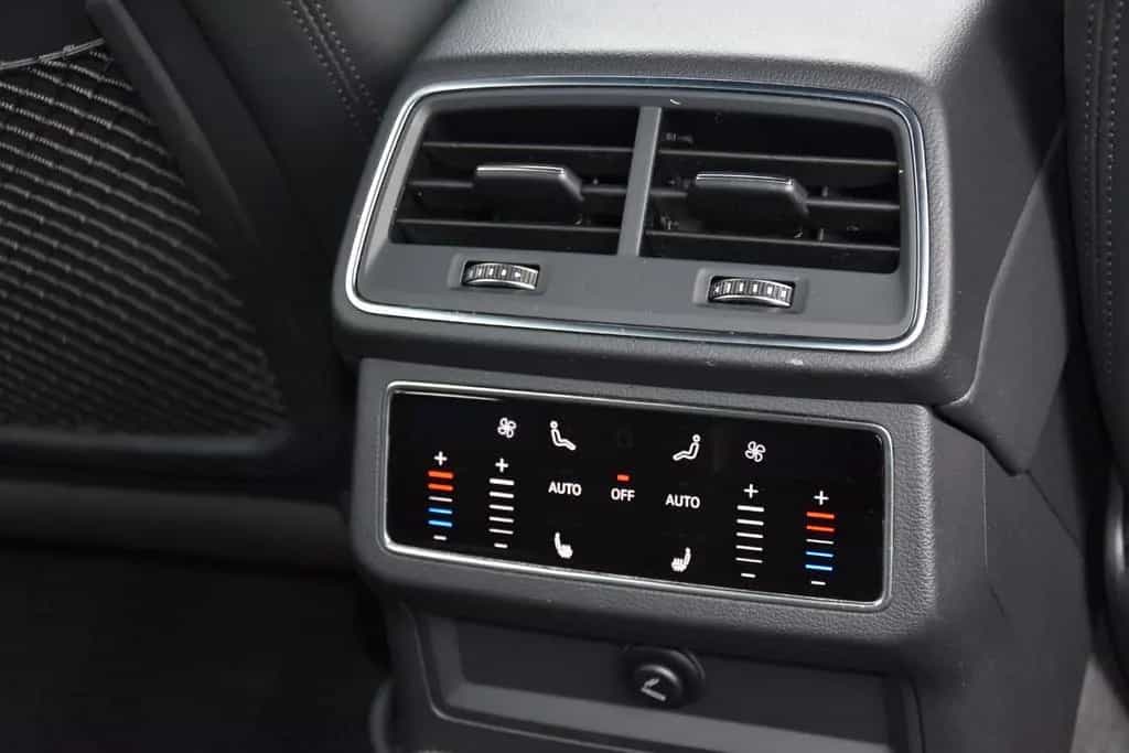 Audi A6 Avant 45 TFSI quattro S-Line *Virt. Cockpit* 08/2019-photo-18