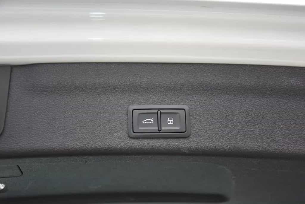 Audi A6 Avant 45 TFSI quattro S-Line *Virt. Cockpit* 08/2019-photo-47