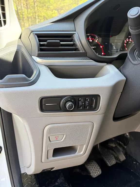 Maxus Deliver 9 Sprinter mit AK und Innenverkleidung 05/2025-photo-12