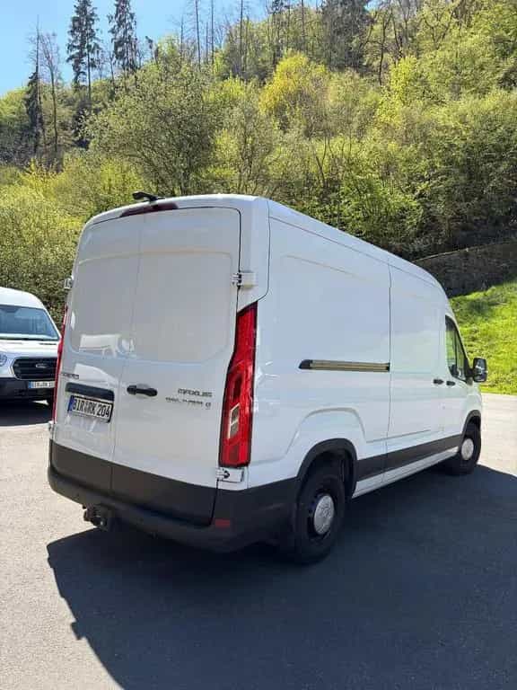 Maxus Deliver 9 Sprinter mit AK und Innenverkleidung 05/2025-photo-2