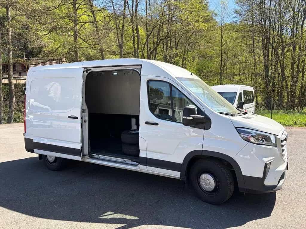 Maxus Deliver 9 Sprinter mit AK und Innenverkleidung 05/2025-photo-7
