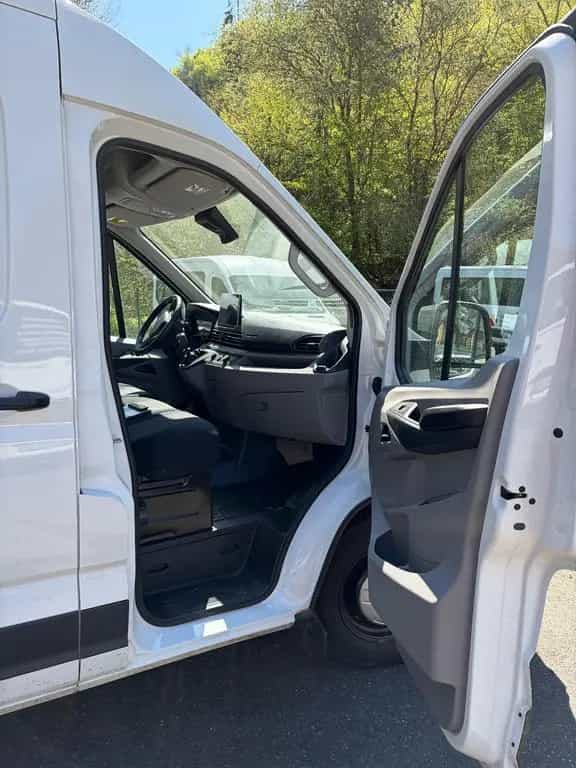Maxus Deliver 9 Sprinter mit AK und Innenverkleidung 05/2025-photo-8