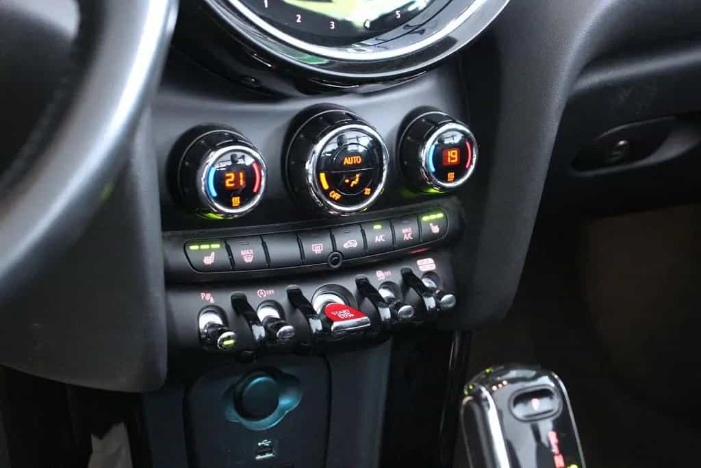 MINI Cooper Cabrio Edition Premium Plus (F57)*LED*HUD 04/2023-photo-15