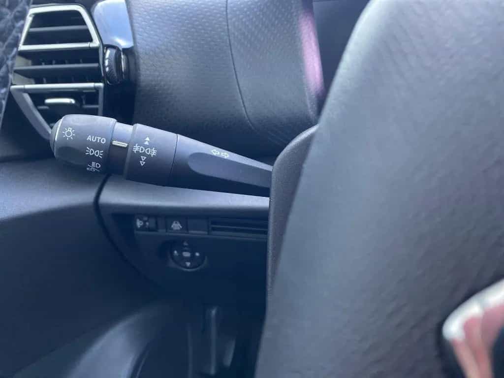 Citroën C4 PureTech 130 *Automatik* SHINE *Park-Paket* 01/2021-photo-13