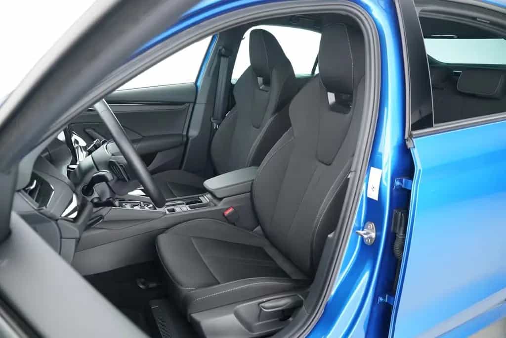 Skoda Octavia SPORTLINE 1.5TSI DSG STANDHEIZUNG+HEADUP 03/2023-photo-10