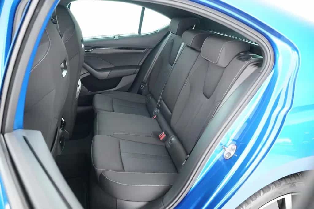 Skoda Octavia SPORTLINE 1.5TSI DSG STANDHEIZUNG+HEADUP 03/2023-photo-11