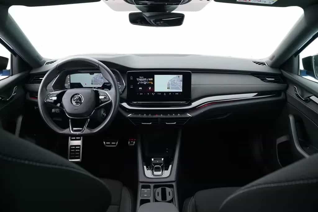 Skoda Octavia SPORTLINE 1.5TSI DSG STANDHEIZUNG+HEADUP 03/2023-photo-14