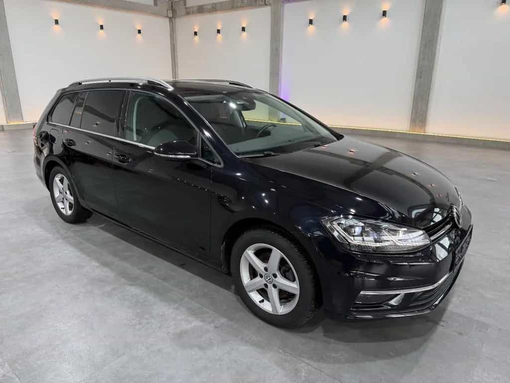 Volkswagen Golf VII Variant Highline*LED*8Fach*AHK*Ergo* 04/2017-photo-3