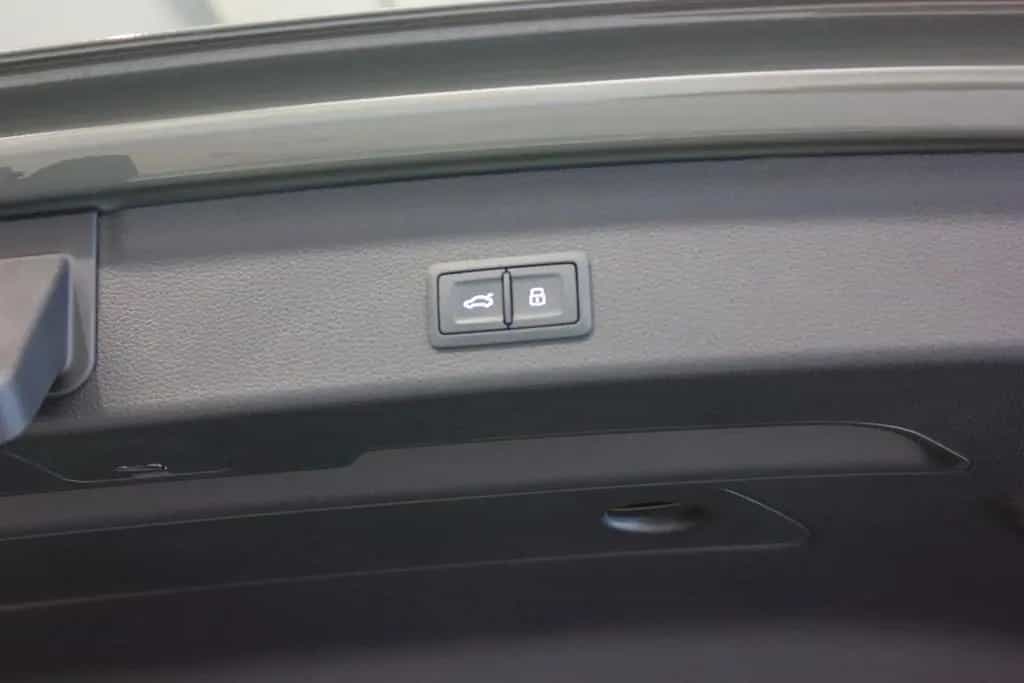 Audi Q3 40 TFSI Qua. S-Tro.~2x S-LINE+UNFALLFREI+DEUT 06/2019-photo-8