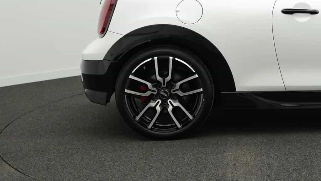 MINI John Cooper Works Cabrio 04/2025-photo-16