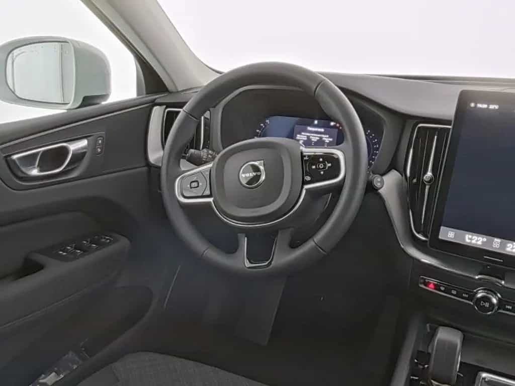 Volvo XC60 B5 B Core AWD Soundsystem LED ACC Apple 09/2025-photo-13