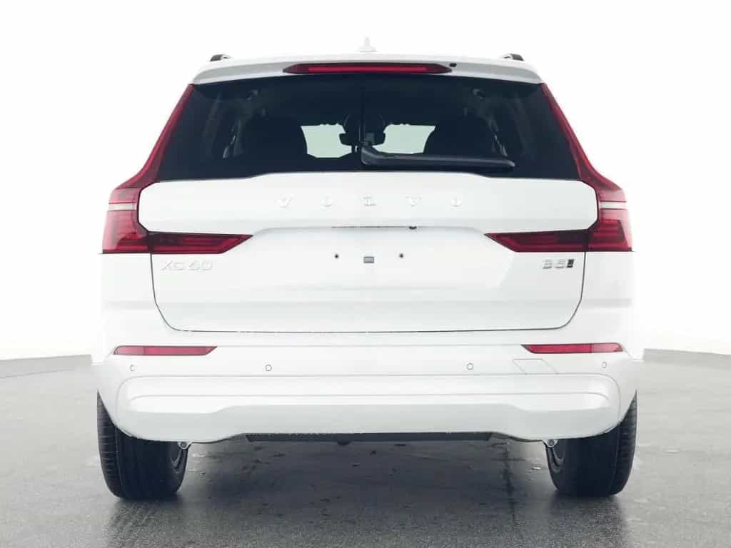 Volvo XC60 B5 B Core AWD Soundsystem LED ACC Apple 09/2025-photo-2