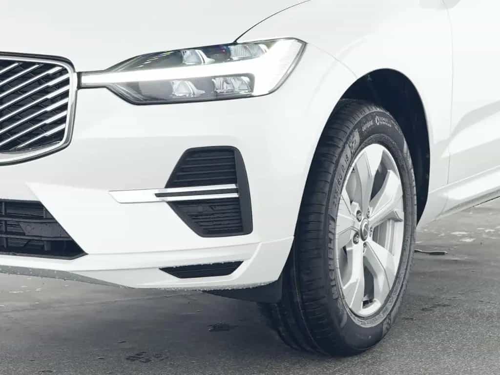 Volvo XC60 B5 B Core AWD Soundsystem LED ACC Apple 09/2025-photo-9