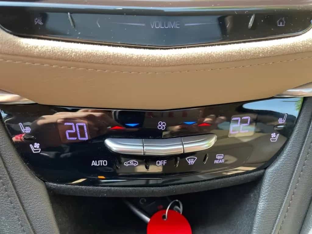 Cadillac XT5 3.6 V6 Platinum AWD *LED*HUD*Pano*Leder*360° 01/2019-photo-9