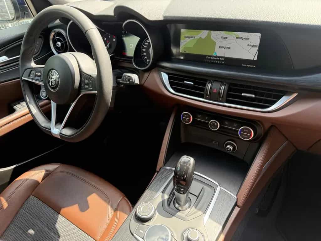 Alfa Romeo Stelvio Super Aut,Leder,Xenon,Navi,Kam,Temp,Eur6 01/2018-photo-13