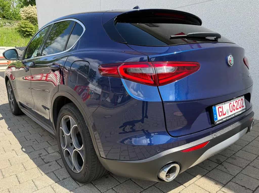 Alfa Romeo Stelvio Super Aut,Leder,Xenon,Navi,Kam,Temp,Eur6 01/2018-photo-4