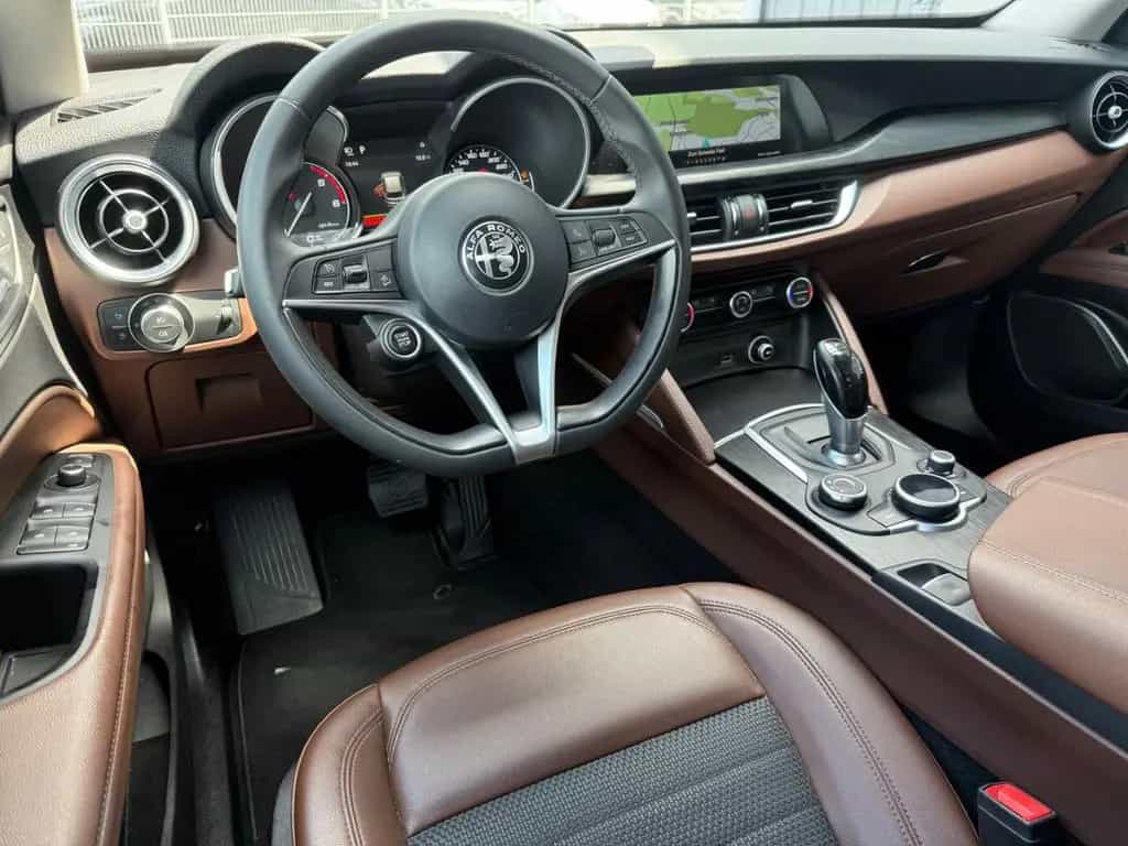 Alfa Romeo Stelvio Super Aut,Leder,Xenon,Navi,Kam,Temp,Eur6 01/2018-photo-8