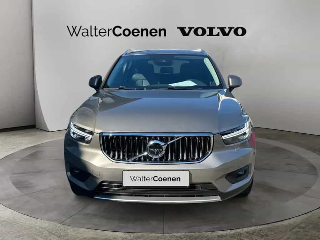 Volvo XC40 D4 AWD Geartronic Nur an Händler!!! 05/2021-photo-1