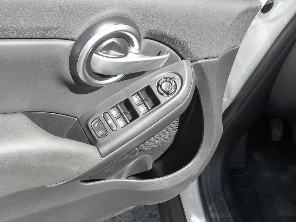 Fiat 500X Urban Look Dyn. Kurvenlicht Mehrzonenklima 08/2017-photo-10
