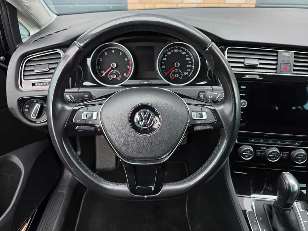 Volkswagen Golf VII 1.5 Highline TÜV Neu/Scheckh./LED/Sport 06/2020-photo-21