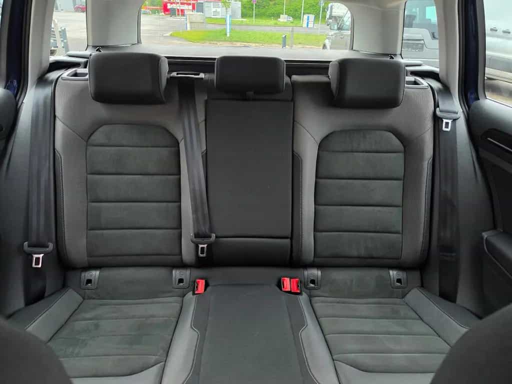 Volkswagen Golf VII 1.5 Highline TÜV Neu/Scheckh./LED/Sport 06/2020-photo-30