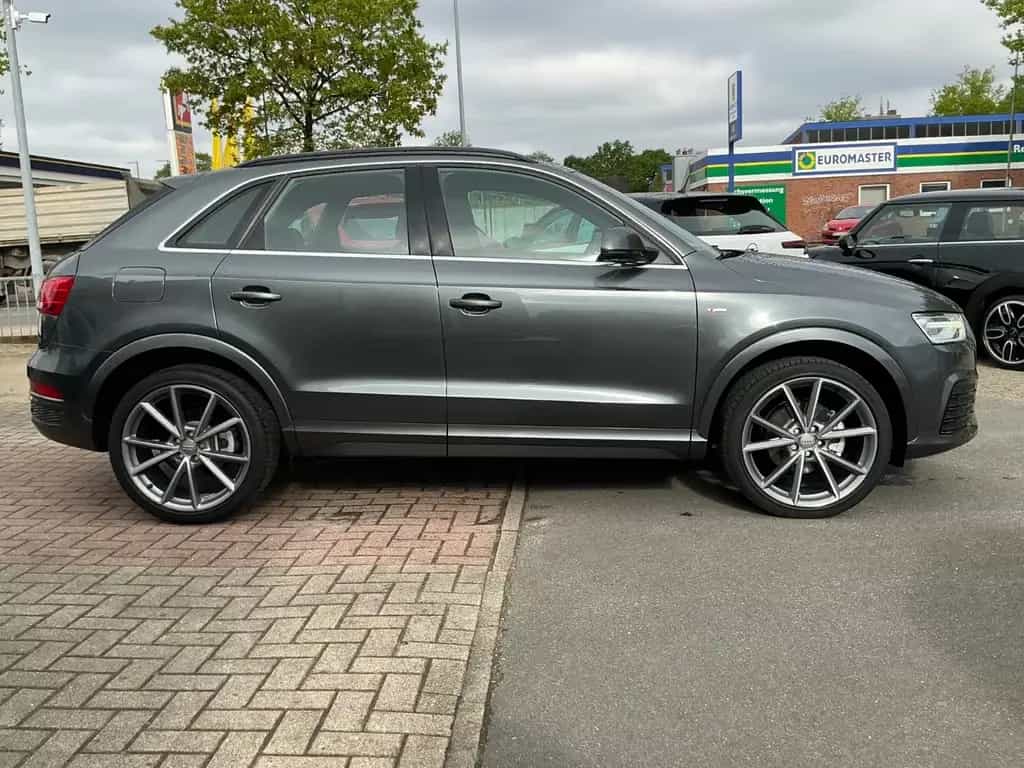 Audi Q3 Sport 2.0 TFSI S-Line SHZ BT KLIMA Xenon 11/2015-photo-5