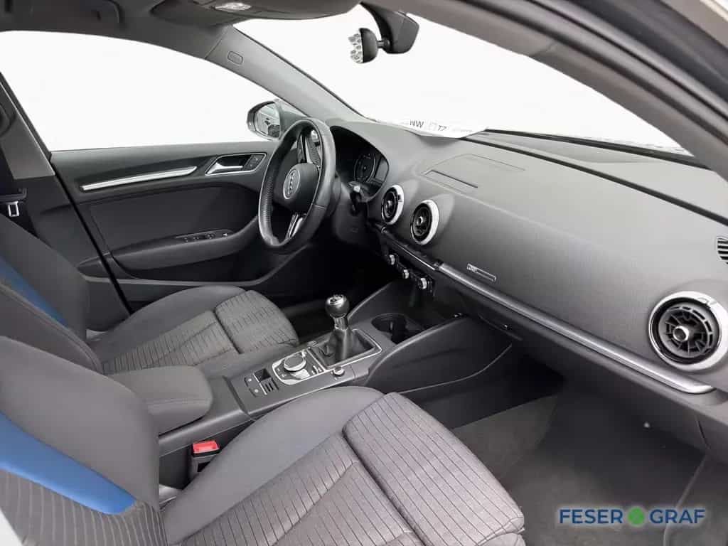 Audi A3 Sportback Sport 1.6 TDI 6 Gang - NAVI - SZH - 01/2019-photo-7