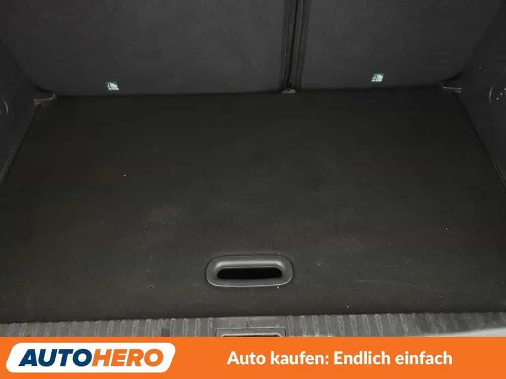 Renault Captur 1.2 TCe Zen Aut.*NAVI*CAM*AHK*PDC*SHZ* 02/2017-photo-17